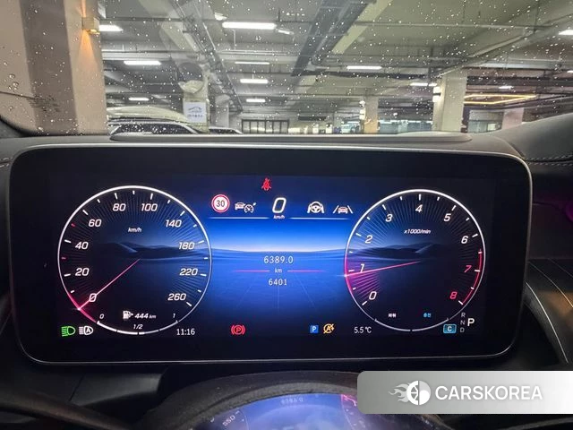 Mercedes-Benz GLC-Class X254 2024 Белый из Кореи, фото 2