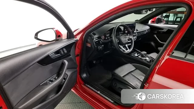 Audi A4 (B9) 2021 Красный из Кореи, фото 2