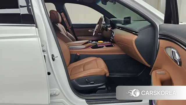 Genesis GV70 2021 Белый из Кореи, фото 2