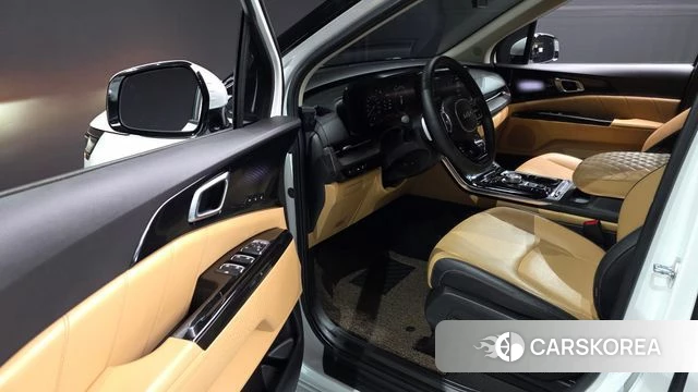 Kia Carnival 4th generation 2022 Белый из Кореи, фото 2