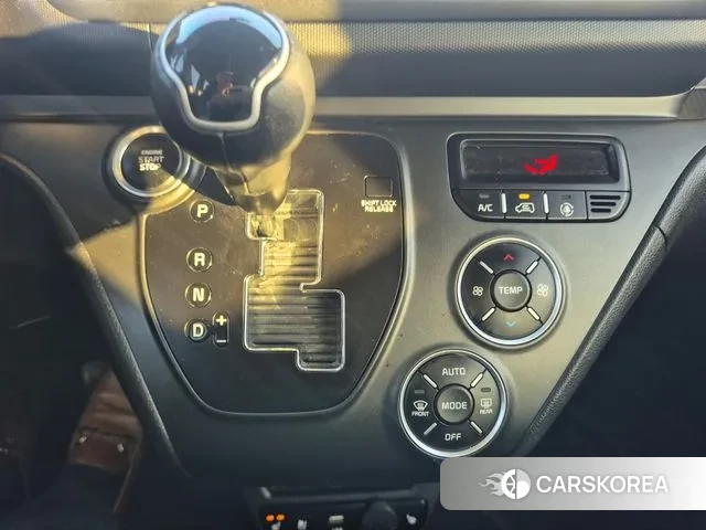 Kia The New Kia Ray 2022 Белый из Кореи, фото 2