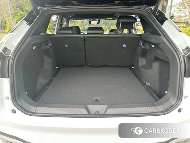 Volkswagen ID.4 X 2022 Белый из Китая, фото 2