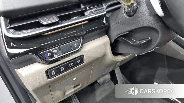 Kia The New Carnival 4th Generation 2023 Серый из Кореи, фото 2