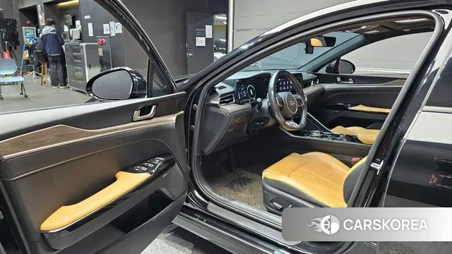 Kia K5 3rd generation 2021 Черный из Кореи, фото 2