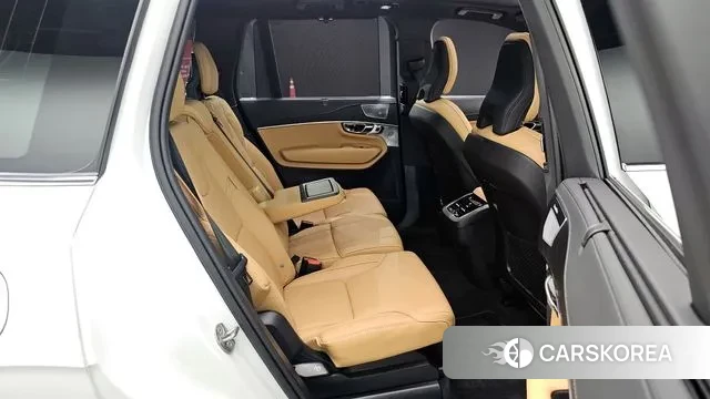 Volvo XC90 second Generation 2025 Белый из Кореи, фото 2