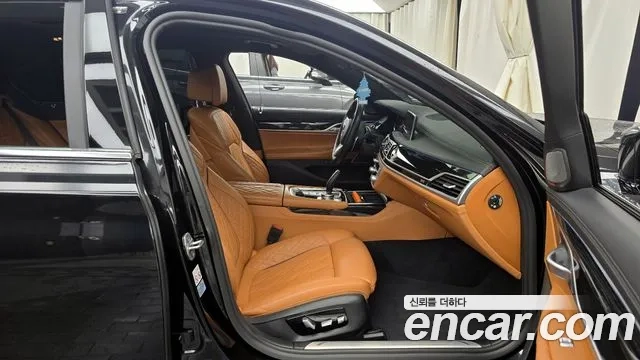 BMW 7 Series (G11) 2020 Черный из Кореи, фото 2