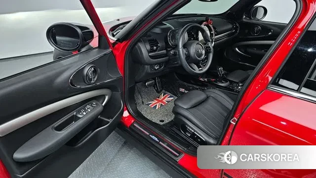 Mini Cooper S Clubman 2023 Красный из Кореи, фото 2