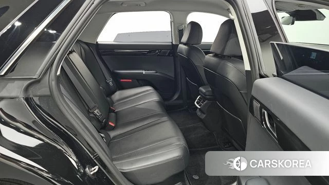 Hyundai Grandeur Hybrid (GN7) 2023 Черный из Кореи, фото 2