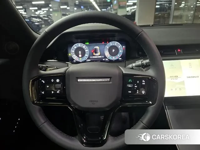 Land Rover Range Rover Evoque 2nd Generation 2024 Белый из Кореи, фото 2