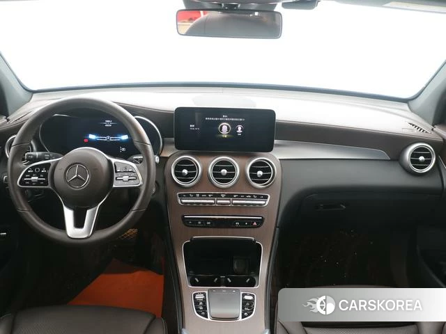 Mercedes-Benz GLC 2021 Черный из Китая, фото 2