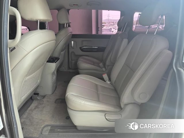 Kia The New Carnival 2018 Серый из Кореи, фото 2