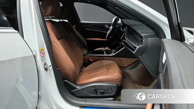 Audi A6 (C8) 2022 Белый из Кореи, фото 2