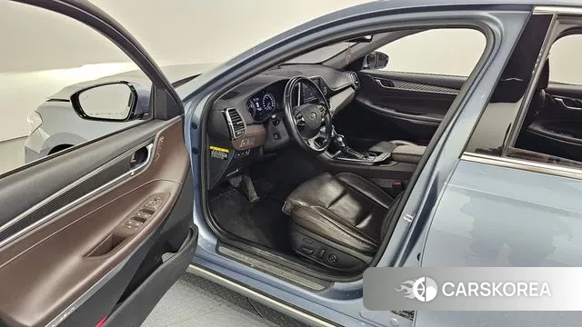 Hyundai Grandeur IG Hybrid 2018 Светло-серебряный цвет из Кореи, фото 2