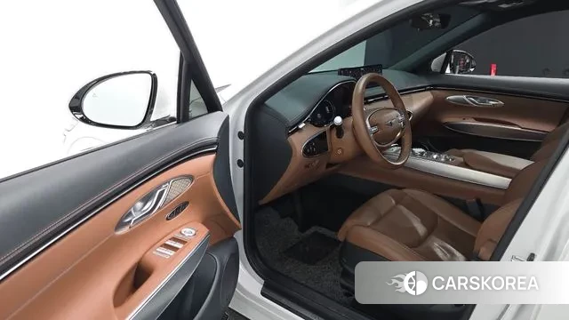 Genesis GV70 2022 Белый из Кореи, фото 2