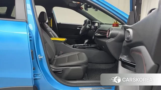 Chevrolet (GM Daewoo) Trax Crossover 2025 Небесно-голубой из Кореи, фото 2