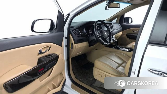 Kia The New Carnival 2019 Белый из Кореи, фото 2