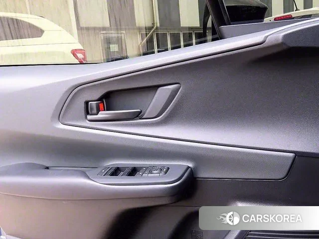 Toyota Prius 5th Generation 2024 Серый из Кореи, фото 2