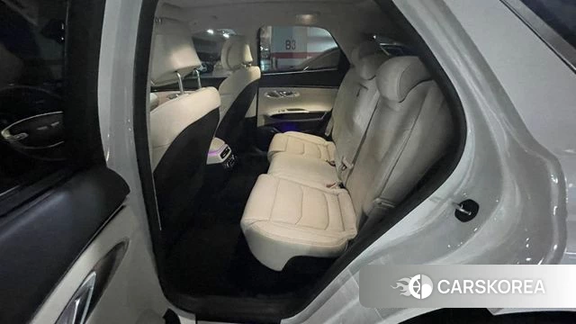 Genesis GV70 2022 Белый из Кореи, фото 2