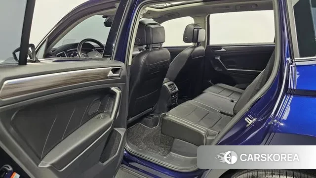 Volkswagen Tiguan Allspace 2022 Синий из Кореи, фото 2