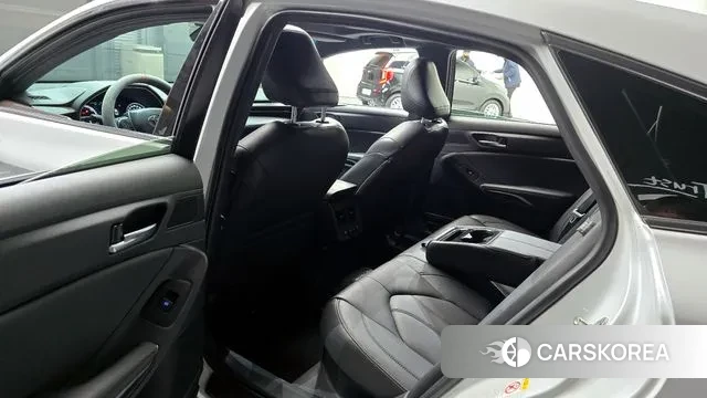 Toyota Avalon 5th Generation 2018 Белый из Кореи, фото 2