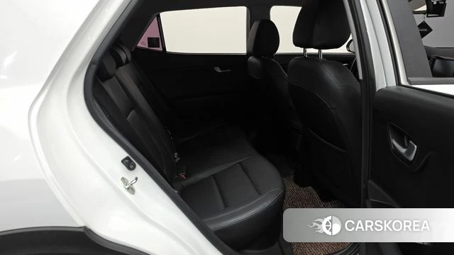 Kia Stonic 2018 Белый из Кореи, фото 2