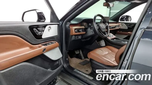 Lincoln Aviator 2nd generation 2022 Серый из Кореи, фото 2