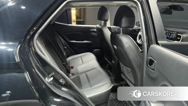 Hyundai Venue 2021 Черный из Кореи, фото 2
