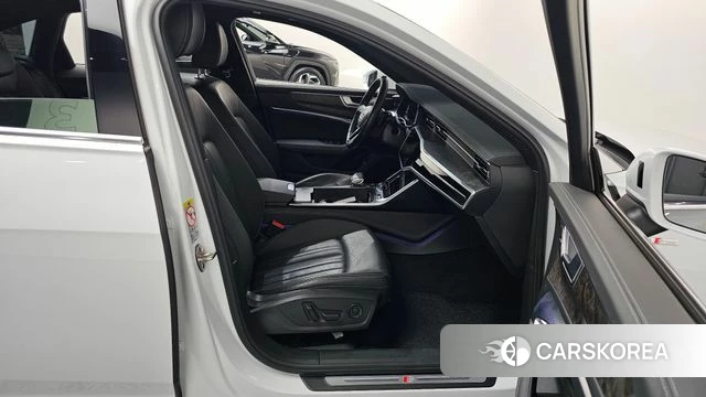 Audi A6 (C8) 2021 Белый из Кореи, фото 2