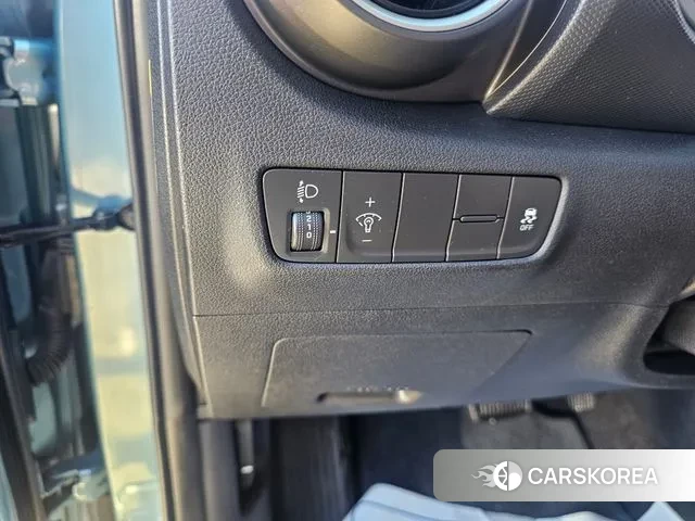 Hyundai Kona 2018 Небесно-голубой из Кореи, фото 2