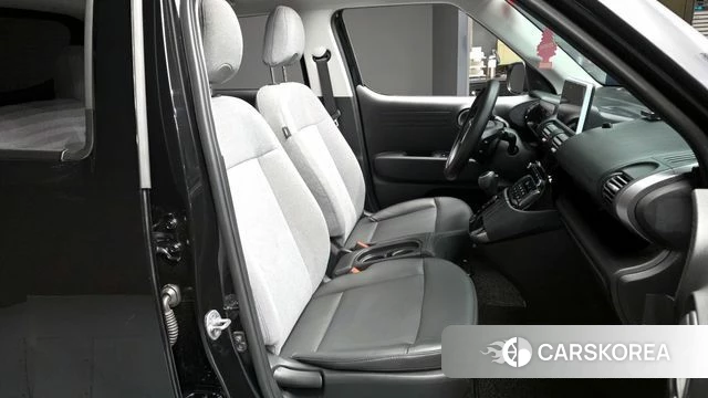 Hyundai The New Casper 2025 Черный из Кореи, фото 2