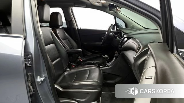 Chevrolet (GM Daewoo) The New Trax 2019 Серебристо-серый из Кореи, фото 2