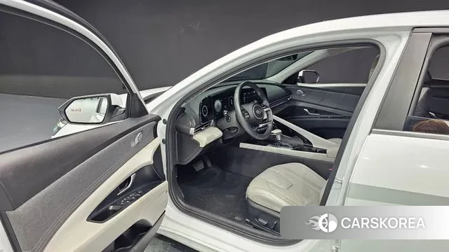 Hyundai Avante (CN7) 2021 Белый из Кореи, фото 2