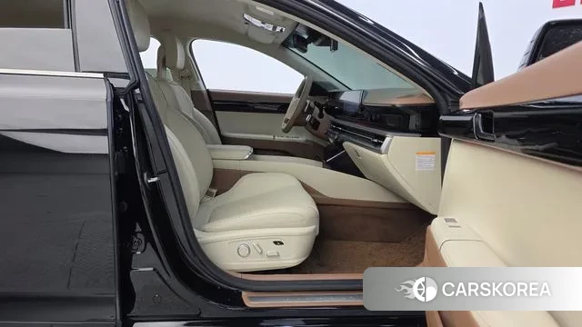 Hyundai Grandeur Hybrid (GN7) 2023 Черный из Кореи, фото 2