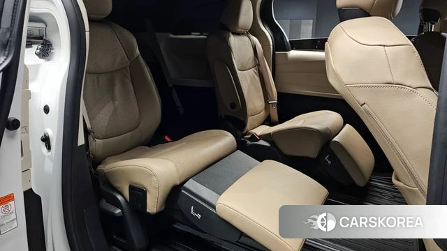 Toyota Sienna 4th Generation 2024 Белый из Кореи, фото 2