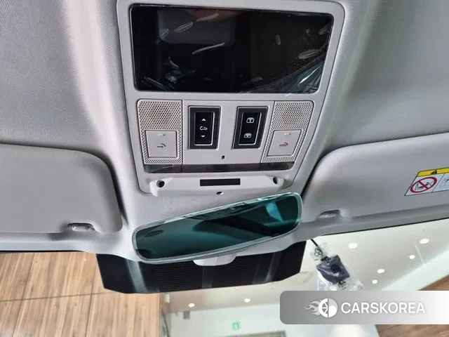 Land Rover Defender (L663) 2024 Белый из Кореи, фото 2