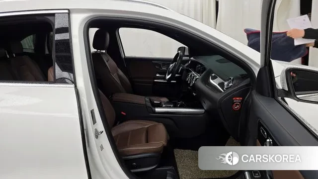 Mercedes-Benz GLA - Class H247 2021 Белый из Кореи, фото 2