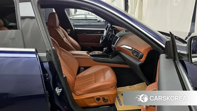 Maserati Levante 2019 Синий из Кореи, фото 2