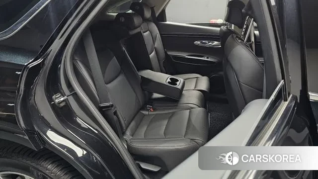 Genesis GV70 2022 Черный из Кореи, фото 2