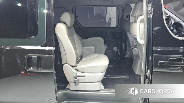 Hyundai The New Grand Starex 2019 Черный из Кореи, фото 2