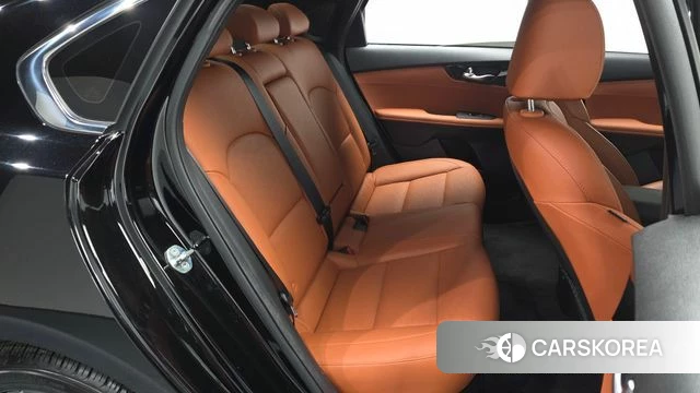 Kia The New K3 2nd generation 2022 Черный из Кореи, фото 2