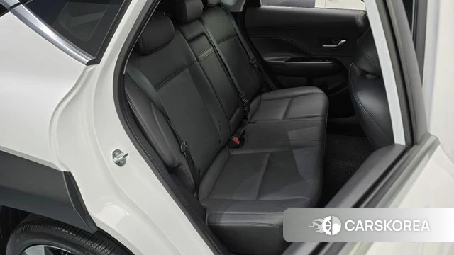 Hyundai Kona (SX2) 2023 Белый из Кореи, фото 2