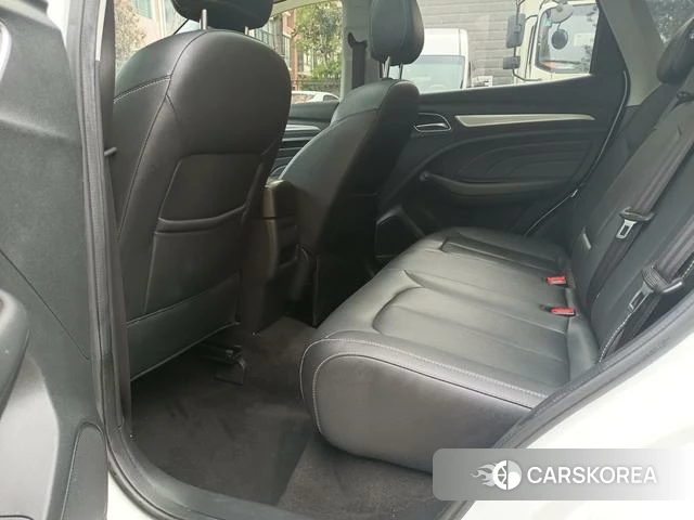 Roewe RX3 2018 Белый из Китая, фото 2