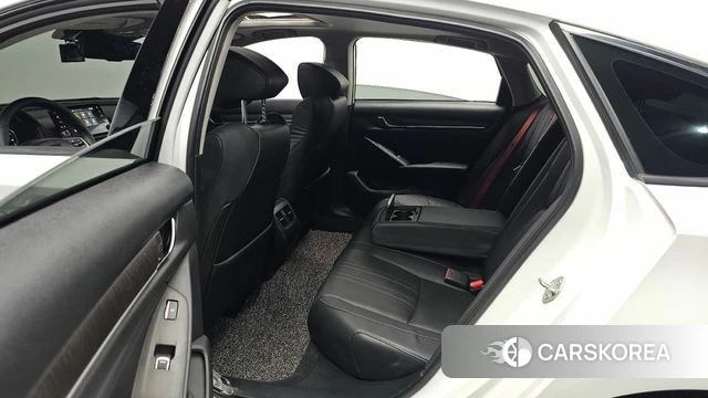 Honda Accord 10th Generation 2018 Белый из Кореи, фото 2