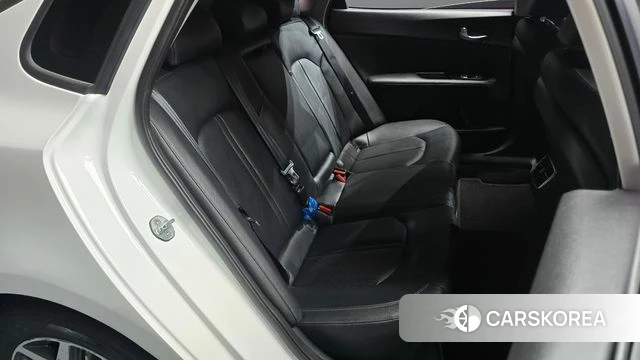 Kia The New K5 Hybrid 2nd generation 2018 Белый из Кореи, фото 2