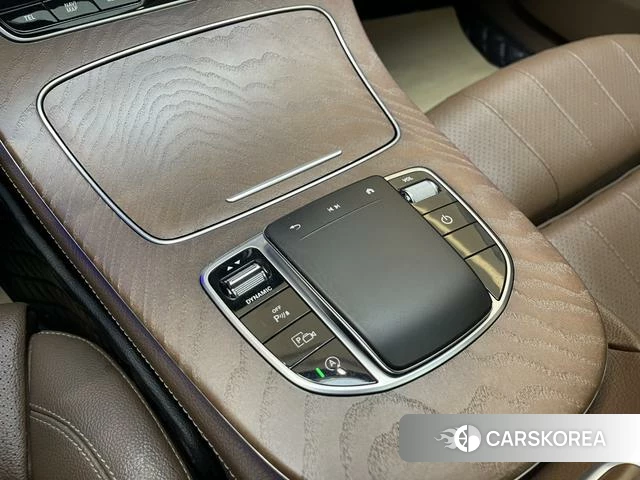 Mercedes-Benz E-class 2022 Черный из Китая, фото 2
