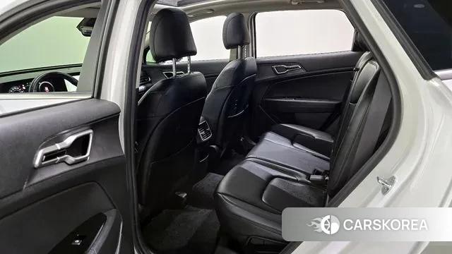 Kia Sportage 5th Generation 2022 Белый из Кореи, фото 2