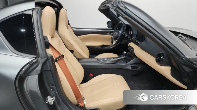 Mazda MX-5 MIATA 2019 Серый из Кореи, фото 2