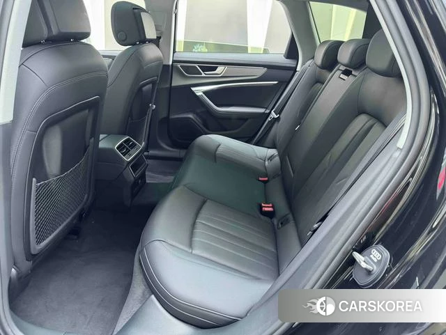 Audi A6 (import) 2024 Черный из Китая, фото 2