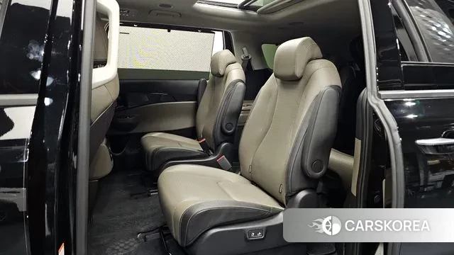 Kia The New Carnival 4th Generation 2024 Черный из Кореи, фото 2