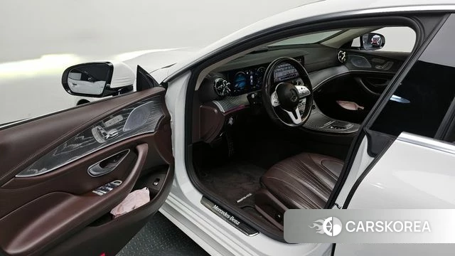 Mercedes-Benz CLS-Class C257 2020 Белый из Кореи, фото 2
